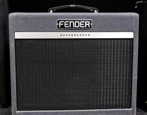 Fender - Bassbreaker 15W 1x12 Tube Combo Amp 2